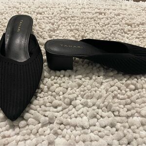 Tahari Black Pointed Ribbed Slip-On Block Heel Mules